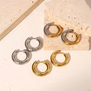 Two-Tone Chunky Huggies